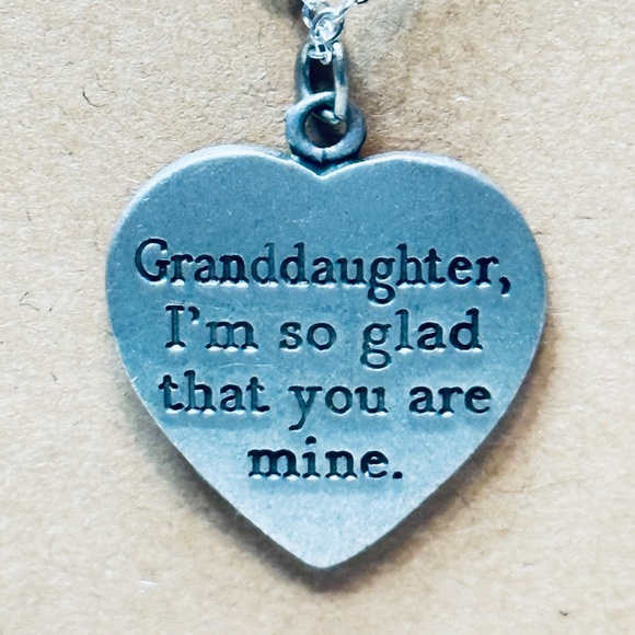 Silver Tone Heart Pendant “Granddaughter I’m so glad that you are mine“ - Picture 4 of 10